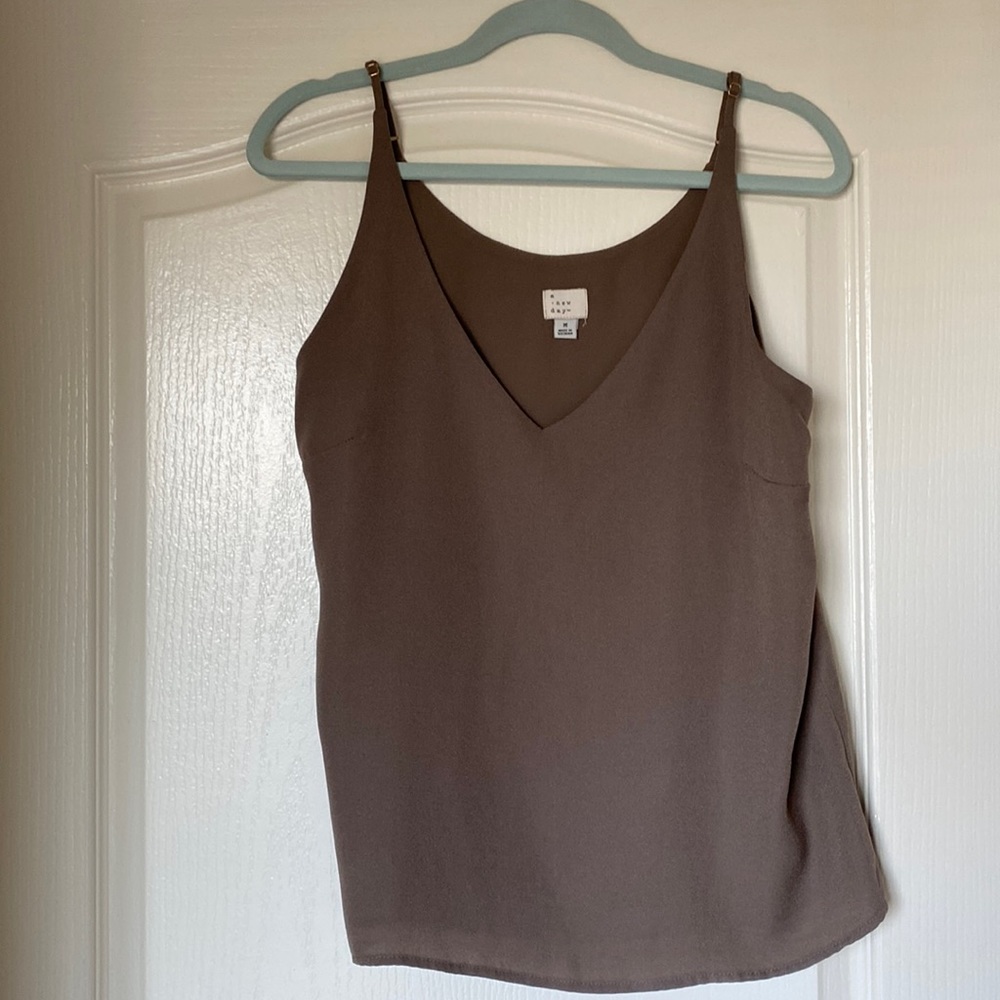 A new Day taupe tank